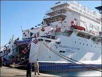 Egypt Ferry with 1,400 aboard Sinks in Red Sea 