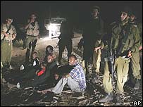 Israel turns away Darfur refugees