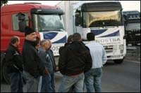 Thousands of European truckers join fuel protests