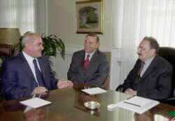 U.S. Planes Bomb Iraqi Site