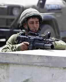 Zionist Troops Arrest Islamic Jihad Member