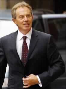 Blair Faces Hutton Inquiry Losing One More Soldier in Iraq