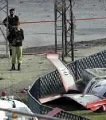 New Blast Kills Five in Pakistan