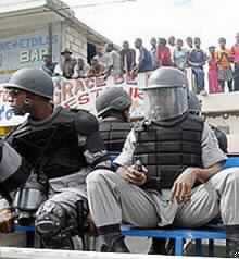 Haitian Rebels Seized Another Town, Police Chief Killed