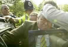 Protesters in Britain Hurl Eggs at Jean-Marie Le Pen