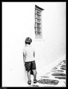 &iquest;Pegar a los ni&ntilde;os es un  medio pedag&oacute;gico?